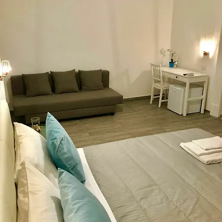 Martucci Avenue 4* Nápoly