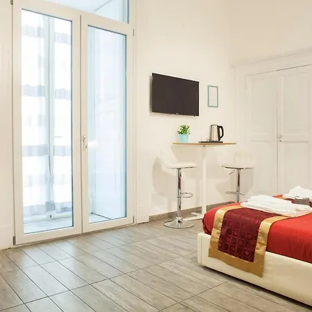 Martucci Avenue Неаполь