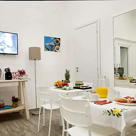 Martucci Avenue Bed & Breakfast 4*